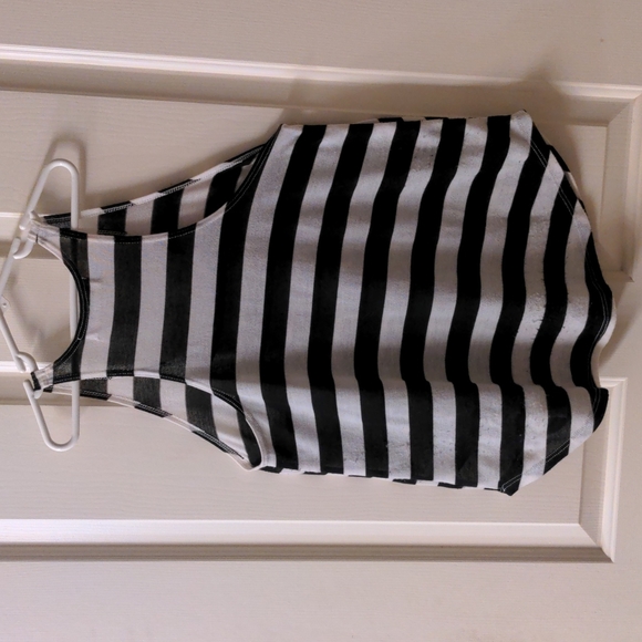 ❤️ Project Social T LA X-Small Tank - Picture 4 of 9